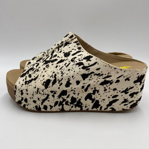 Volatile Crispin Style Cow Print Black/White Women's Size 8 - Picture 4 of 13